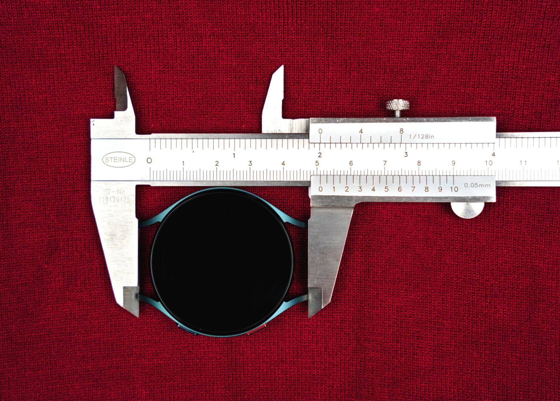 Samsung Galaxy Watch4 44mm (non-classic), lug to lug measurement (for wrist size)